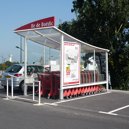 Abri Plus - Abri chariots modèle Rennes avec cadre publicitaire - ITM SENE