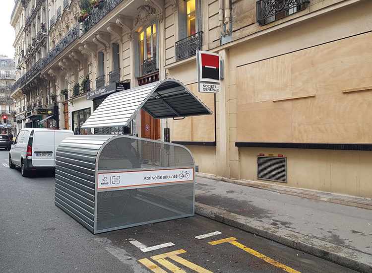 Abri Plus - Consigne 6 velos bikebox Modèle Cooma à Paris 4ème arrondissement - rue Jacques Coeur