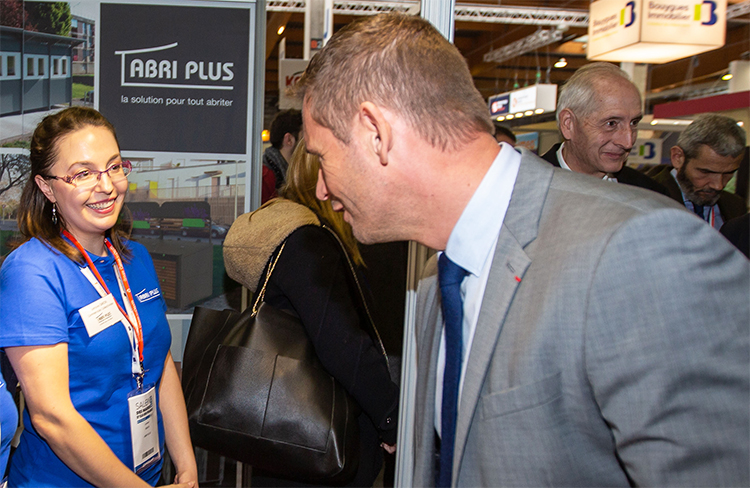 Le Président de l'AMIF Stéphane Beaudet sur le stand Abri Plus