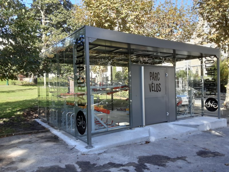 Abri vélo Square Plus à Biarritz
