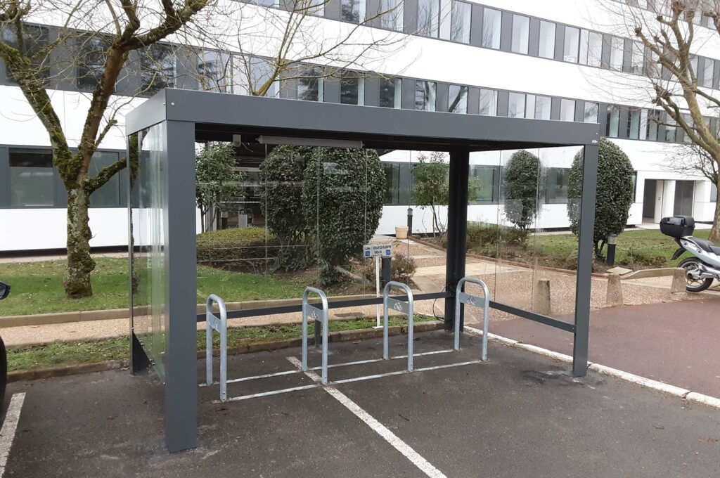 Abri velos PESCARA - Plessis Robinson (92) - bornes vélos A décor