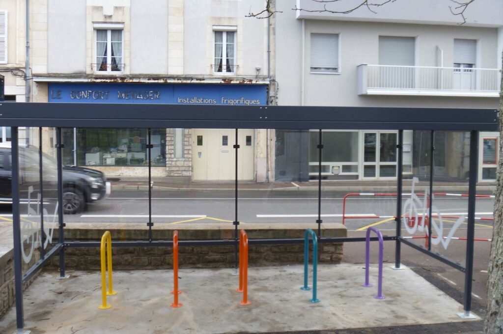 Abriplus - 5 Bornes U renversés - Communauté d'Agglomération de Nevers (58)