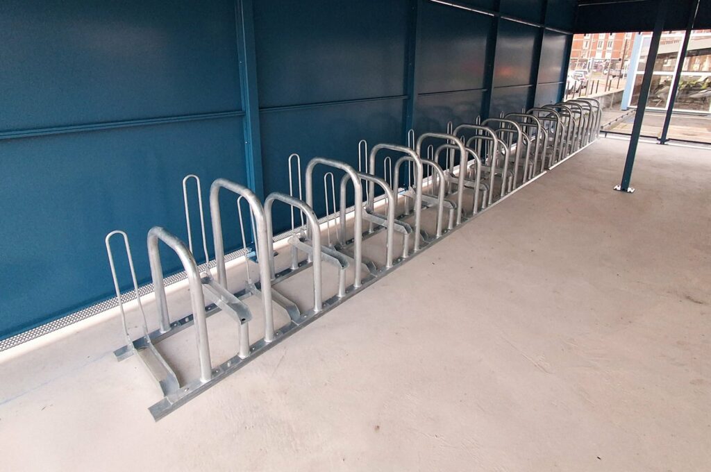 Abri plus - Rack à vélos Romeo - Support vélo gain de place