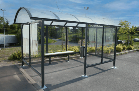 Abri fumeurs Standard avec retour et banc