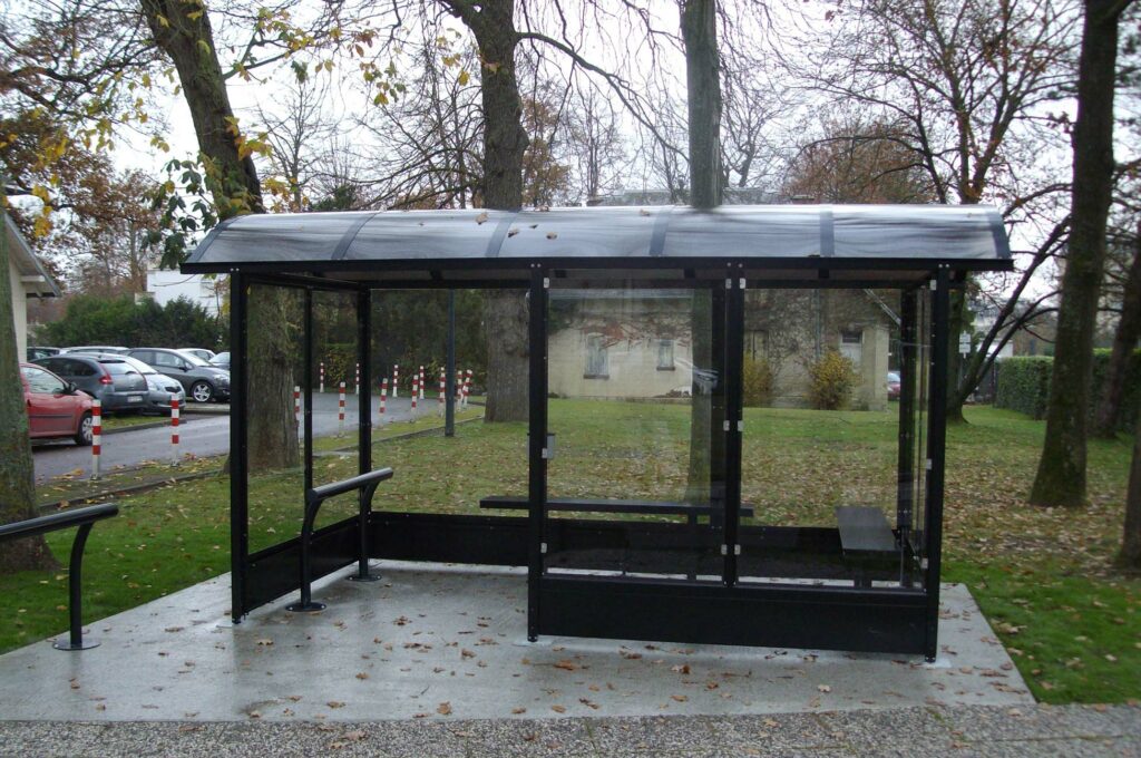 abriplus - espace fumeur - Modèle Standard - Chantilly (60)