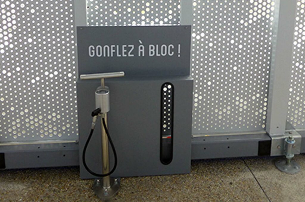 Abri Plus - Entretien vélo - Station gonflez à bloc