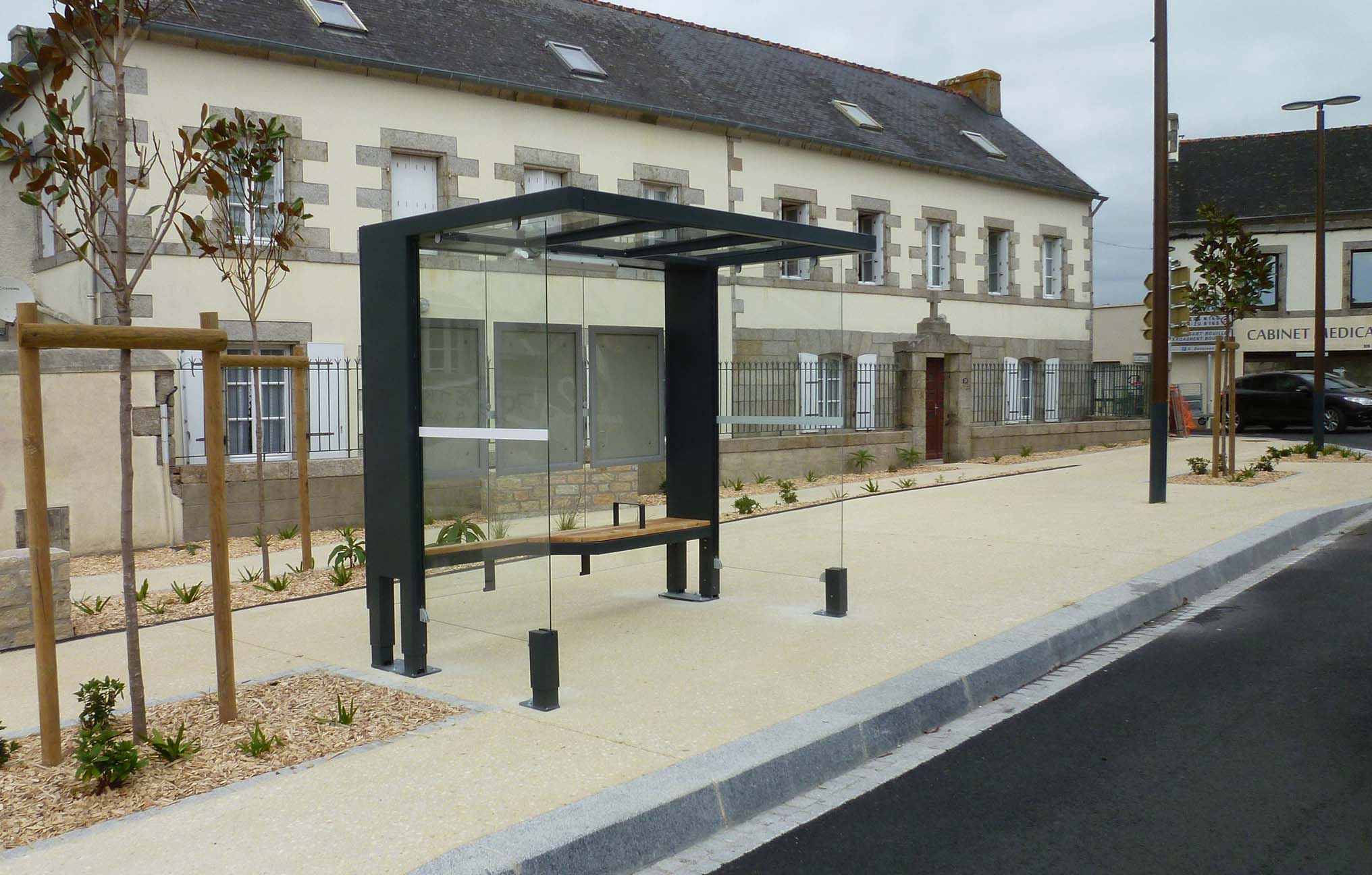 Abri Bus Miniature HO Avec écran Couleur Défilant édition Limitée Résine France