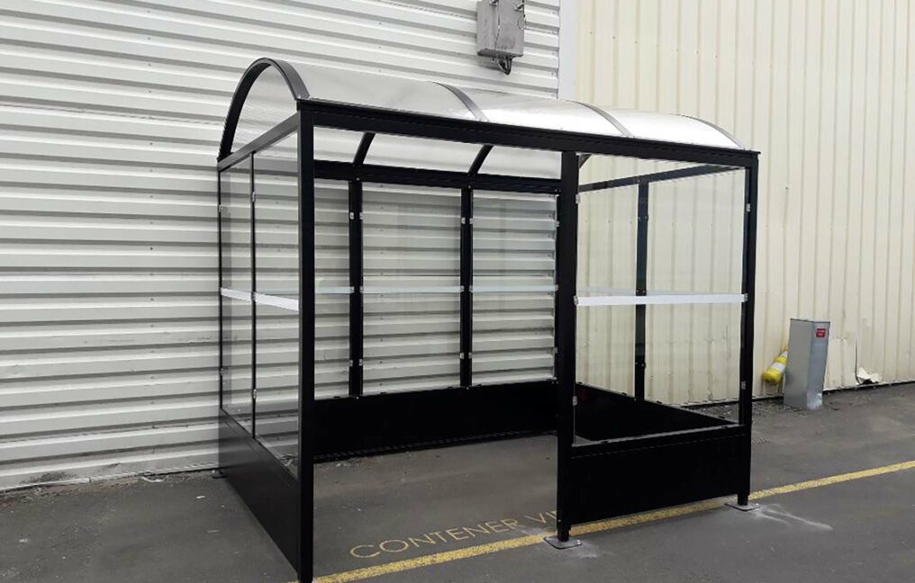 Abriplus - Espace fumeur extérieur Atlantique - La Limouzinière (44) retour + bavettes