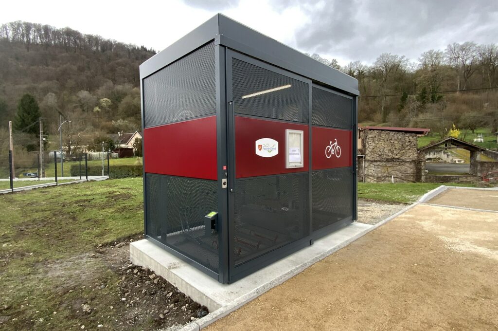 Abriplus - Gare (25) Pays de Clerval - Abri vélos fermé sécurisé KOMPACT