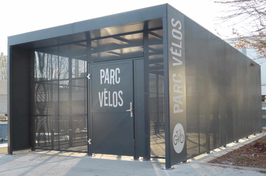 Parking velos sécurisé Square + rangements velos Déco - CHI Montreuil (93)