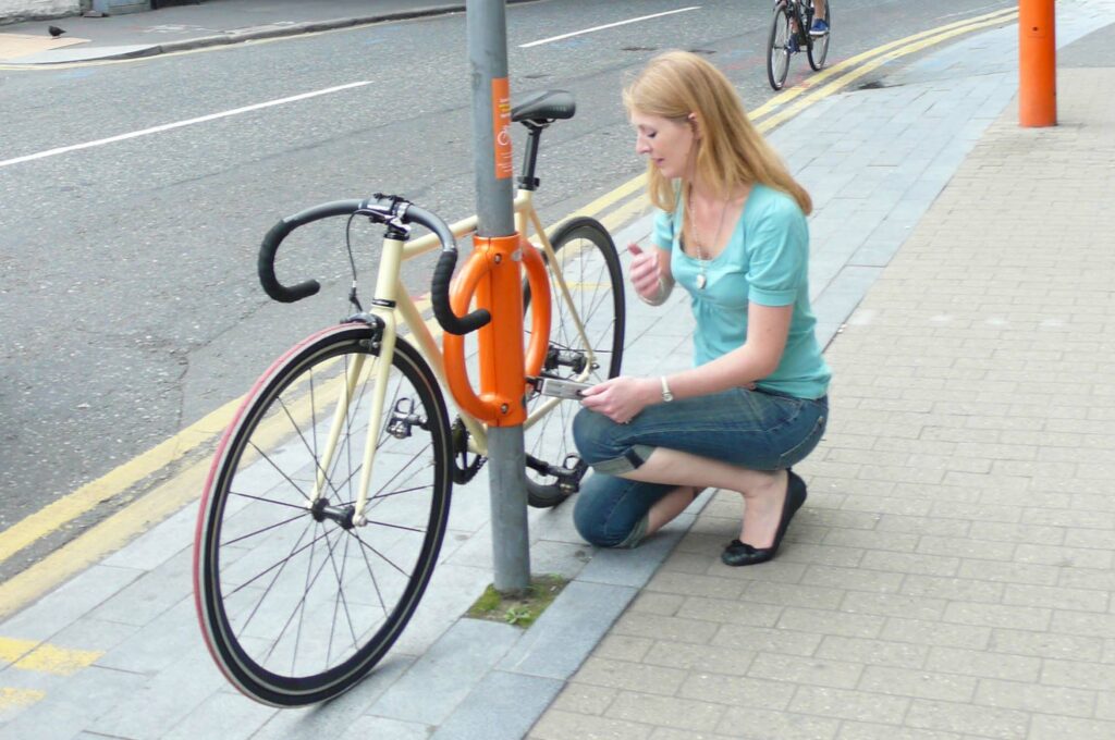 Abri Plus - Stationnement des velos - Arceau Cyclehoop