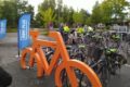 Abri Plus - Rack pour vélos - Fun Parc vélo géant couleur orange