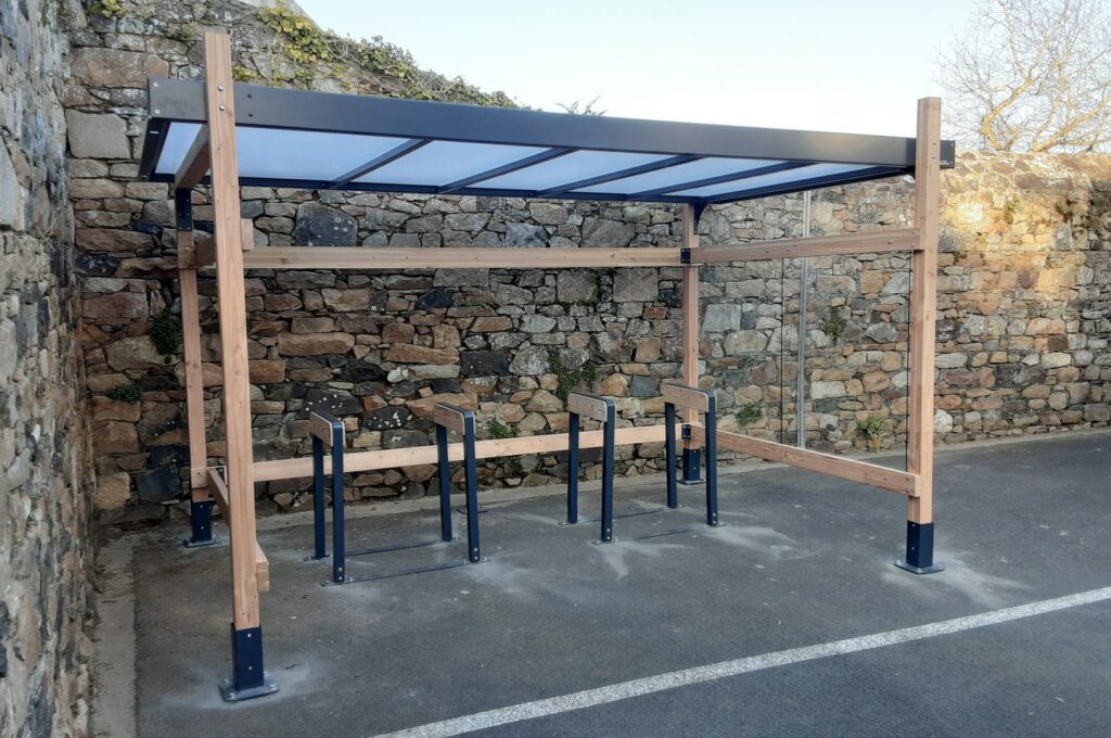 Abriplus - Abri pour vélos en bois - Abriplus naturelli