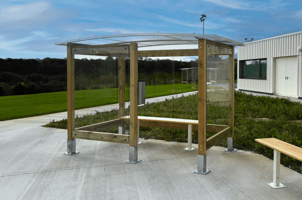Abri fumeurs Viadène bois retour, banc et cendrier