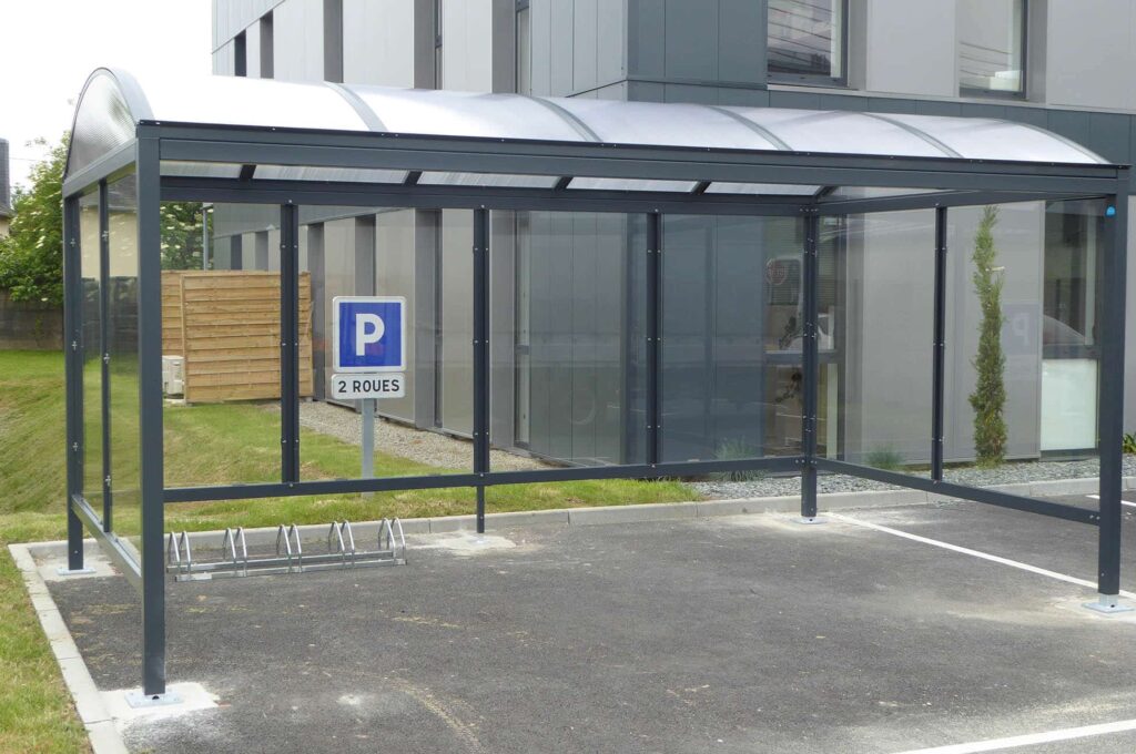 Abriplus - Abri spécifique - Abris motos VARENNES 5m X 3m - SABM - Rennes (35)