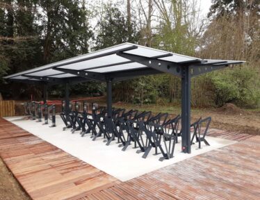 Abri Plus - Abri vélos Vernon - Supports vélos Caligo - Bornes recharge VAE e-Park