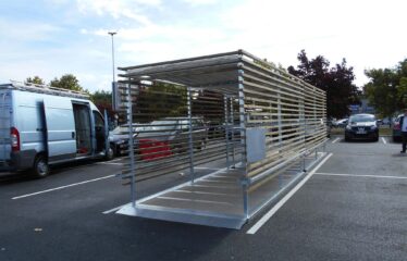 Abri Plus - Abris caddies Chambourcy base de lestage - Carrefour Amiens (80)