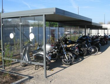 Abri cycles (vélo-moto) - Beaulieu - 4 modules gris - MEDIPOLE Toulouse (31)
