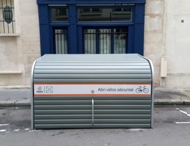 Abri Plus - Bikebox Cooma dans le quatrième arrondissement de Paris - impasse Guéménée 75004