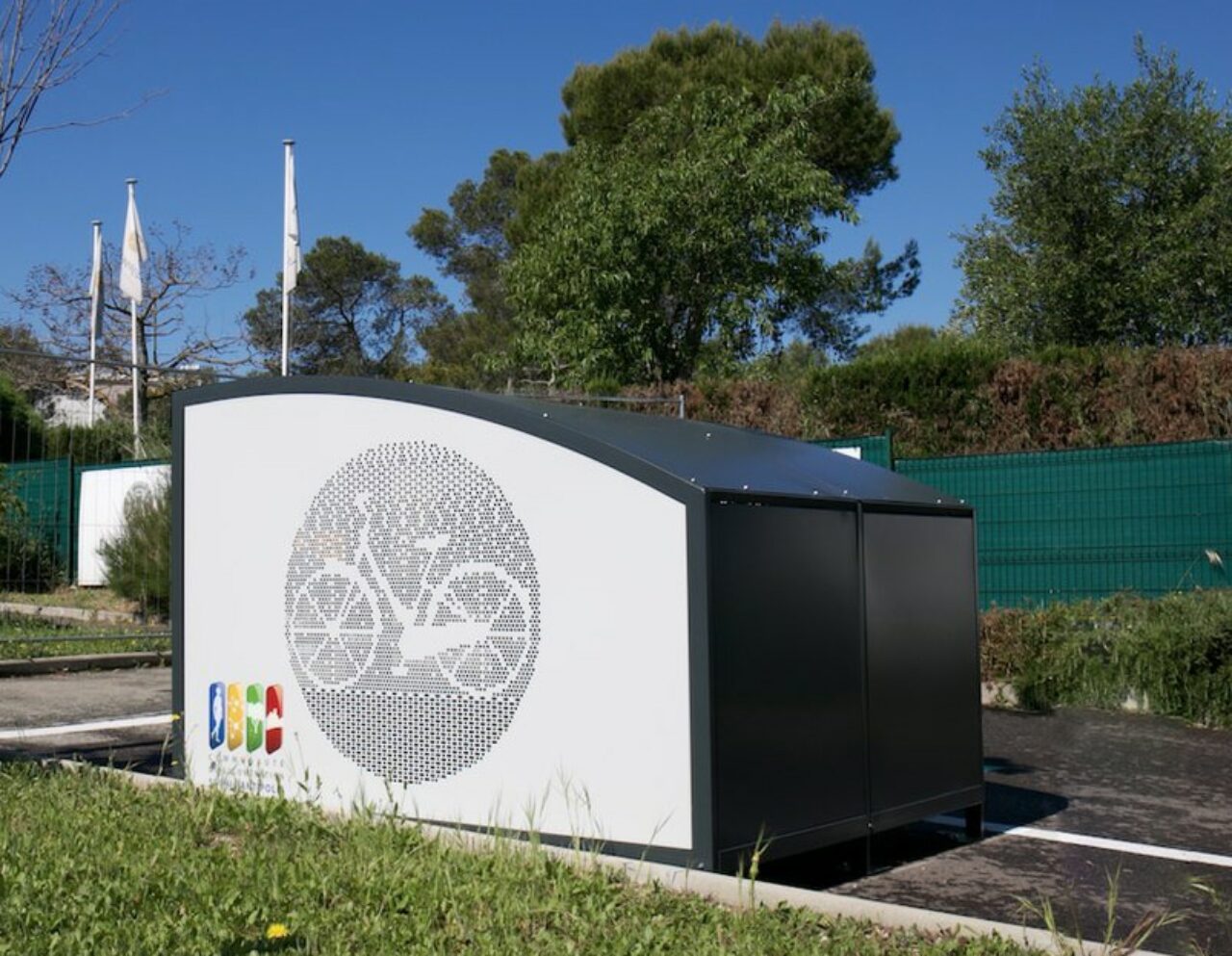 Abri Plus -Consignes à vélos - Modèle Vel box Angers - CASA - Sophia Antipolis (06)