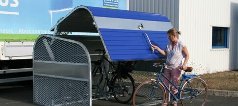 Abri Plus - Consigne vélos collective Cooma - Ouverture facile de la porte par les cyclistes - Chalon sur Saône (71)