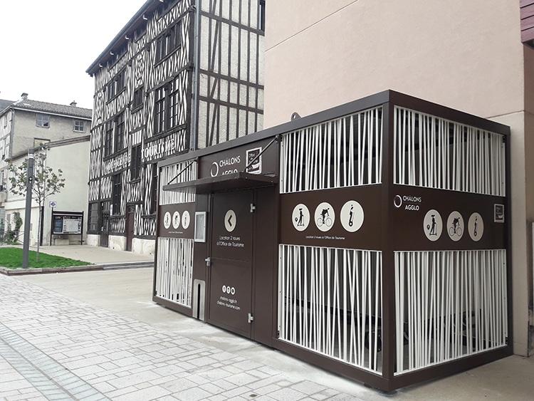 Abri Plus - Parc vélo Nomad avec auvent - Châlons Agglo - Office de Tourisme de Châlons-en-Champagne (51)