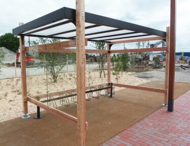 Abri vélos - Naturelli - Simple 7 supports velo - CASINO FENOUILLET (31)