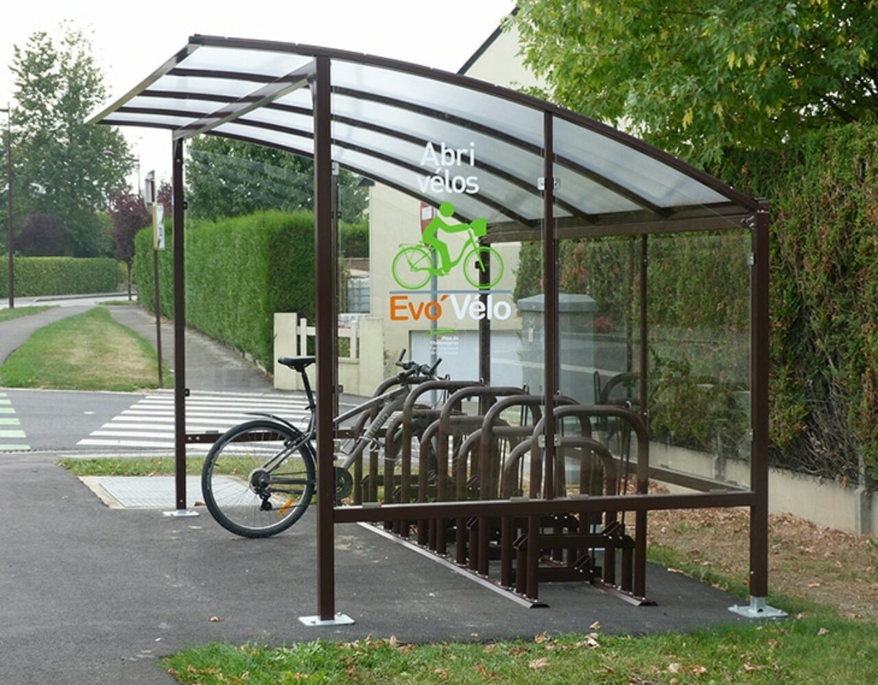 Abri vélos ouvert - Grand Lieu - Simple 10 supports vélo - Communauté d'Agglomération de Chateaugiron (35)