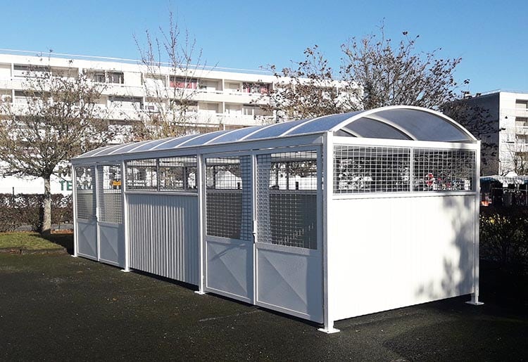 Centre des Finances Publiques de Cenon - Bordeaux (33) - Local securise pour velos et motos - Modèle Fleury d'Abri Plus