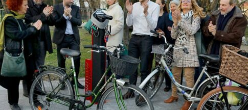 Inauguration de la station de réparation vélos Deluxe dans la Ville de Talence (33) - Bikefixtation par Abri Plus - Copyright Mairie de Talence©