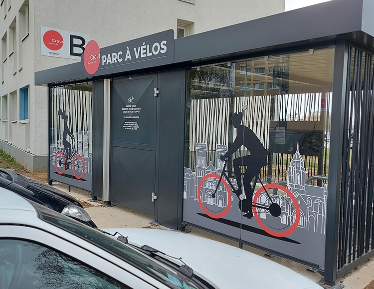 Parking velos fermé et sécurisé pour les étudiant du CROUS Université de Caen (14)
