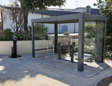 Abri Plus - Verneuil sur Seine (78) via A3S - Abri Pescara - Bornes e-Park VAE