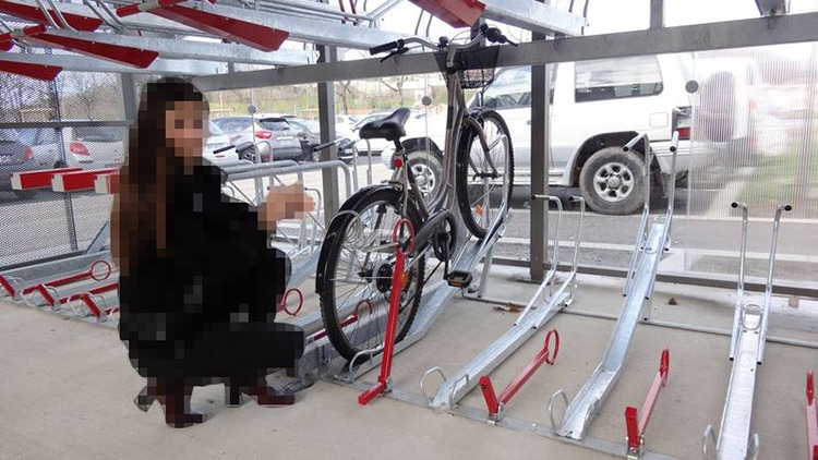 Sécurisation des cycles sur 2 étages avec le 2 park up dans un abri vélo sécurisé à Bayonne (64)