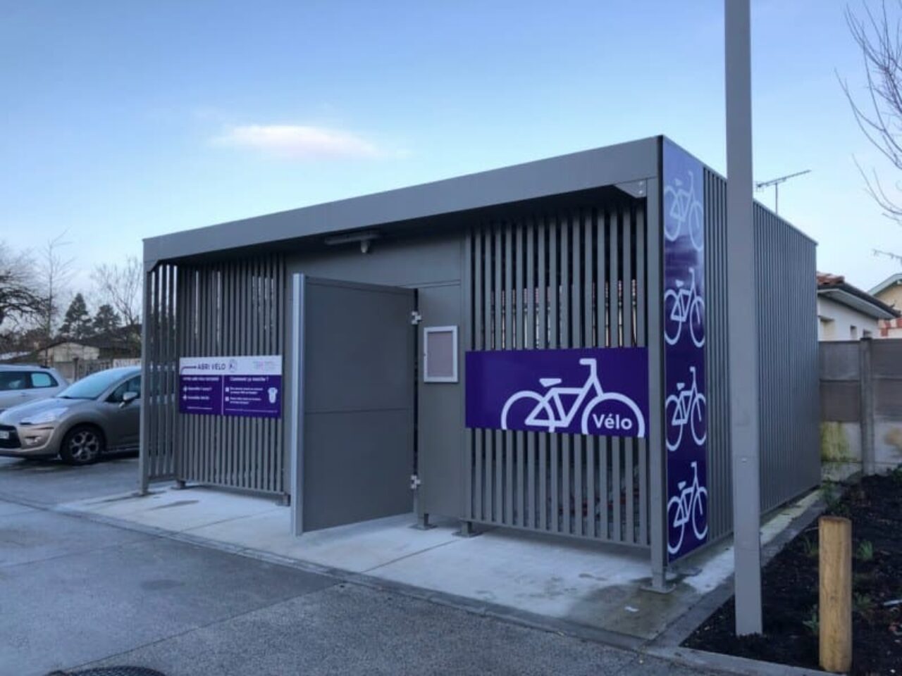 SQUARE PLUS d'Abriplus - Parc vélo TBM à la gare Pessac Alouette (Photo Transport Bordeaux Métropole)