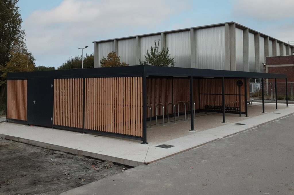 Abri plus - Kipstadium (59) Tourcoing via Eivisimo SCI - Abri sécurisé pour vélos Mosaic