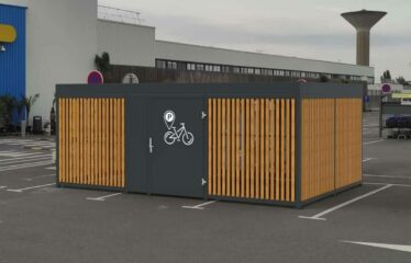 Parking vélo et totem de réparation pour Decathlon aux Sables d’Olonne (85) | Abri Plus - Vue 1