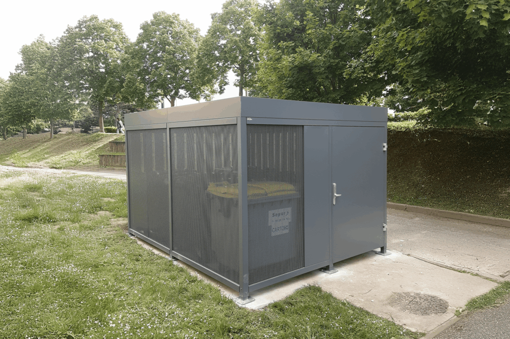 Local poubelles fermé et sécurisé