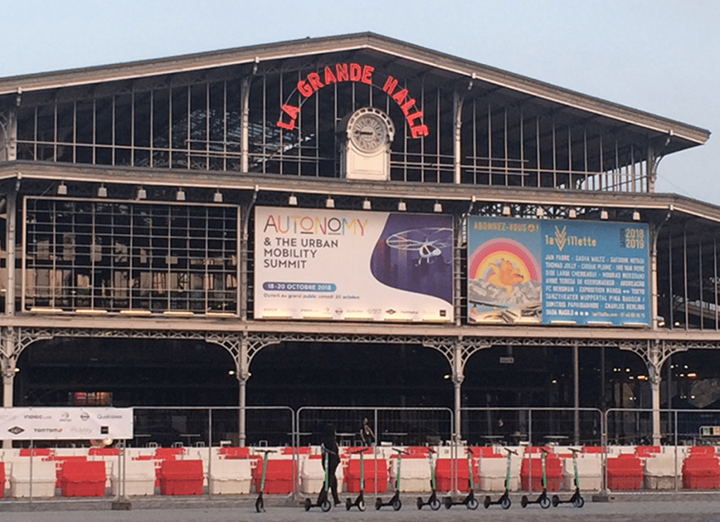 Trottinettes et vélos à l'honneur sous la Grande Halle de la Villette à paris (75)