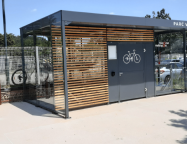 Abri Plus - Abri vélo fermé SQUARE + - Gare de Pibrac (31)