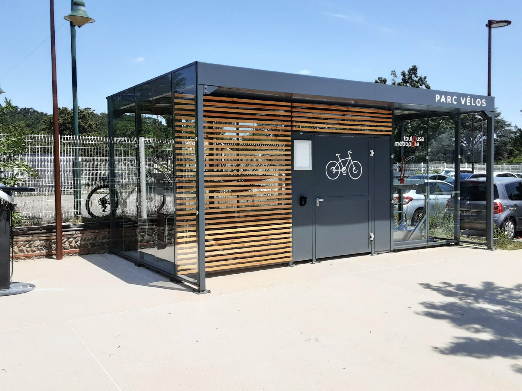 Abri Plus - Secure bike park Square + - Station (31) Pibrac