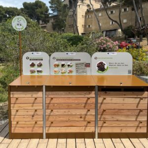 Abriplus - Lycée des Calanques (13) Marseille via UGAP - Abri BioCompost 400L