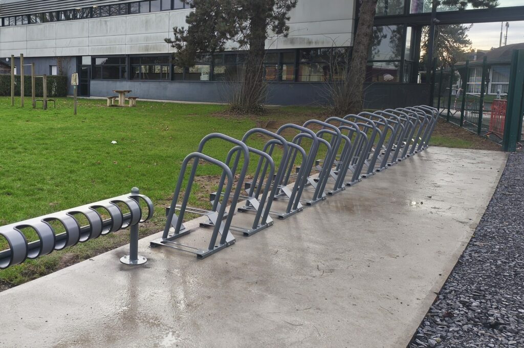 Abriplus - Support vélos Duetto - Rack vélo alterné