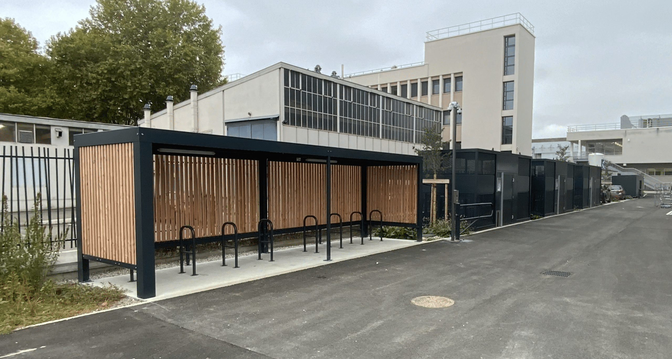 Abris vélos ouvert et fermés - AbriPlus