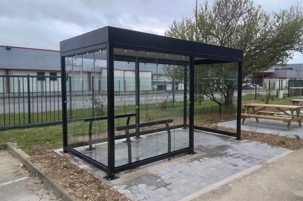 Abriplus - Abri fumeurs Mosaic contemporain pour entreprise