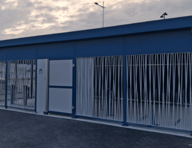Abri vélo fermé bleu