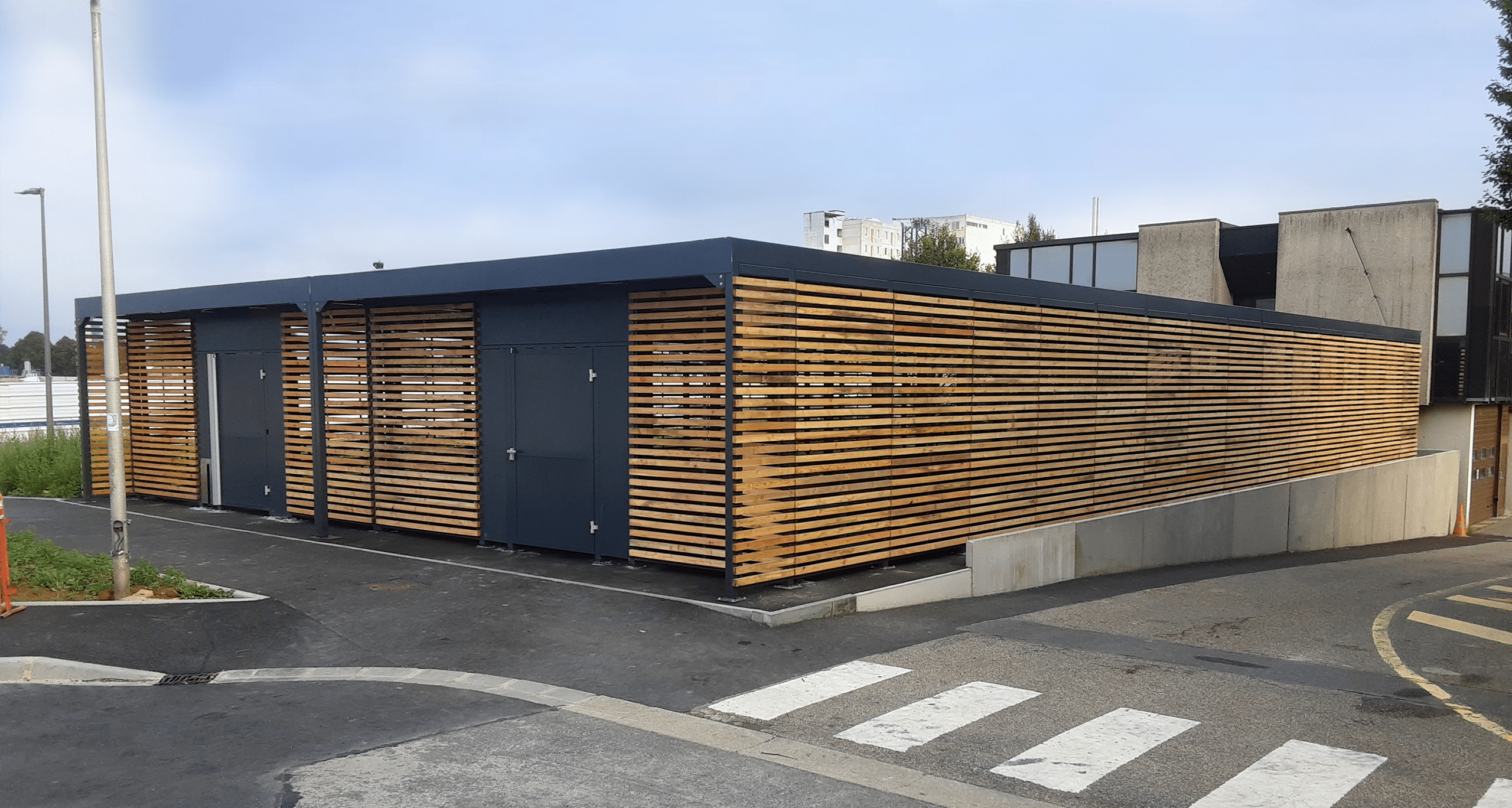 Abri vélos fermé Square + bois