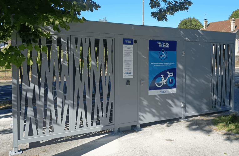 Abris vélos Mosaïc fermé tôle zebra